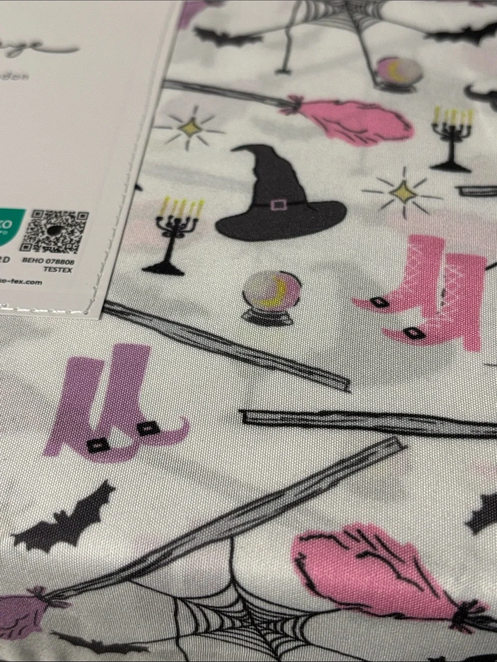 LONDON KAYE Witches Boots Bats and Brooms FULL SIZE Halloween Sheet Set